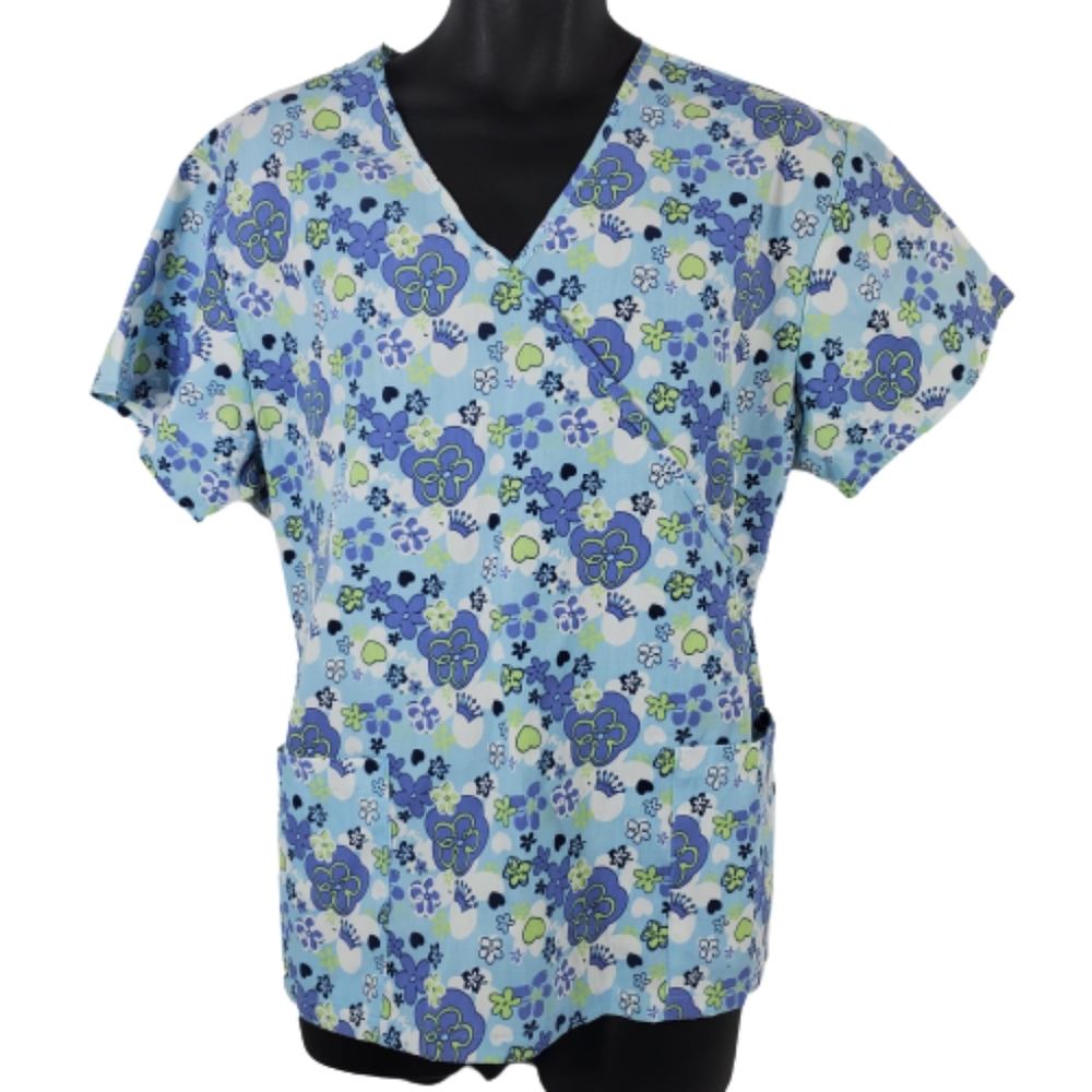 Woman's Size XL scrub top shirt NEW